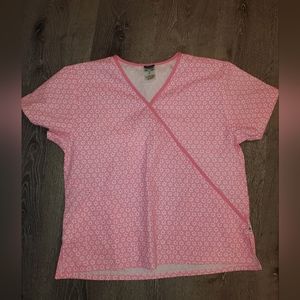 Cherokee scrub top like new